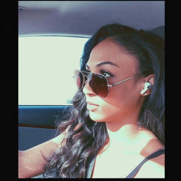 Meet your Posher, Tanisha - Picture 1 of 1